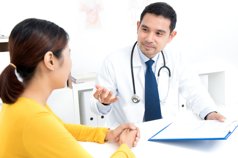 Các kết quả bất thường trong xét nghiệm sinh hóa nước tiểu sẽ được bác sĩ giải thích để người bệnh được rõ