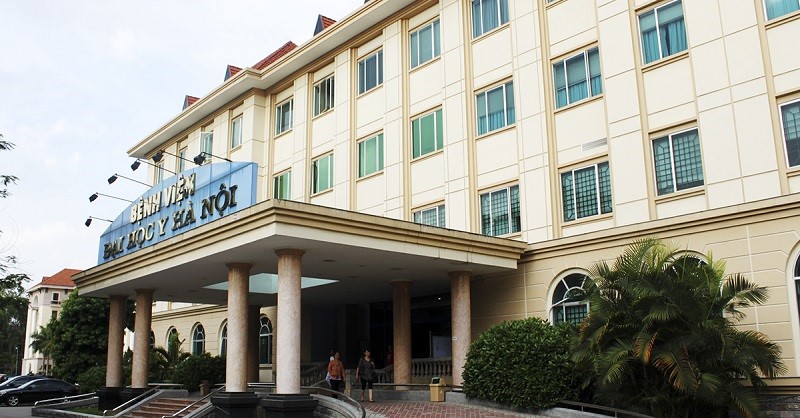 nha khoa niềng răng uy tín