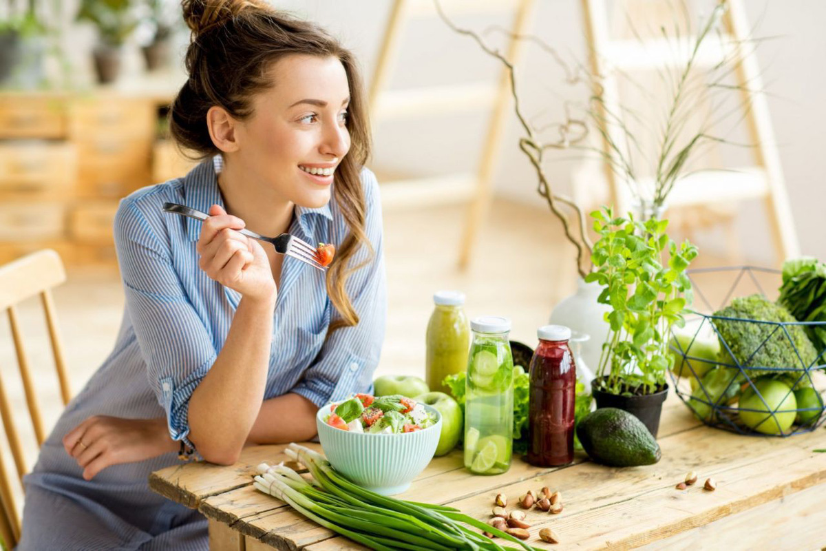 Bạn nên thay đổi thói quen ăn uống lành mạnh hơn để phòng mụn nhọt ở mông